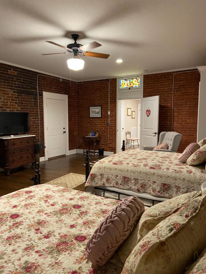 Belle Louise Historic Bed & Breakfast 파두카 외부 사진